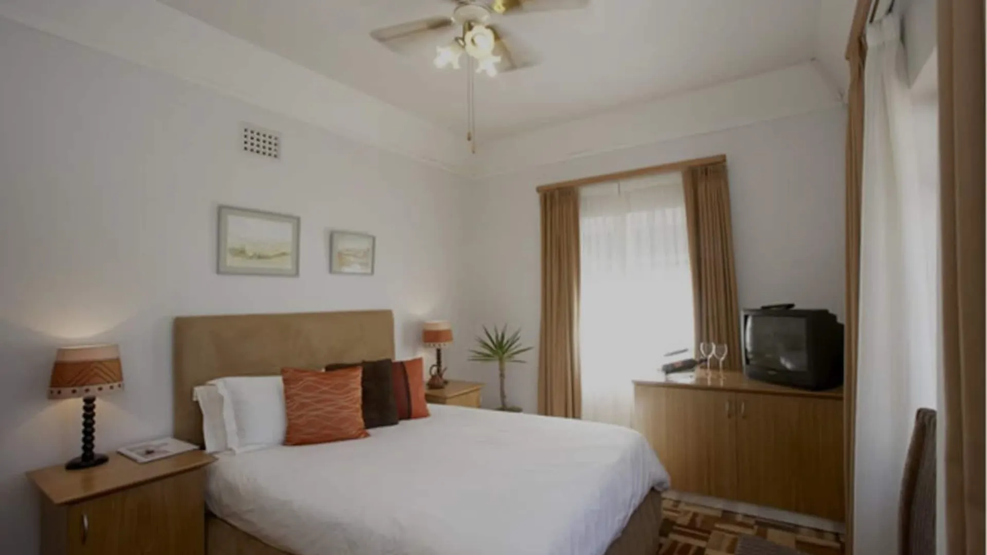 The Sanctuary Guest House Estate Kapstadt
